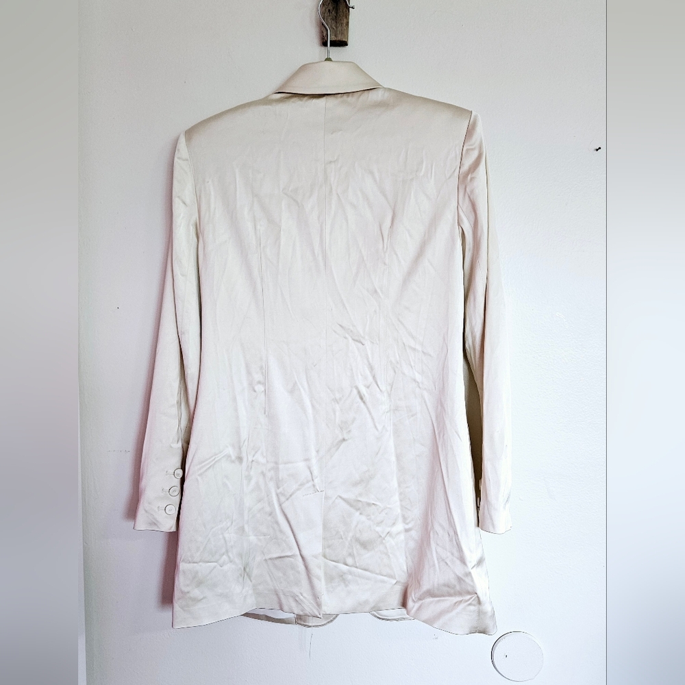 New Favorite Daughter Ivory Satin Break Up Blazer Structured Statement - Picture 6 of 7